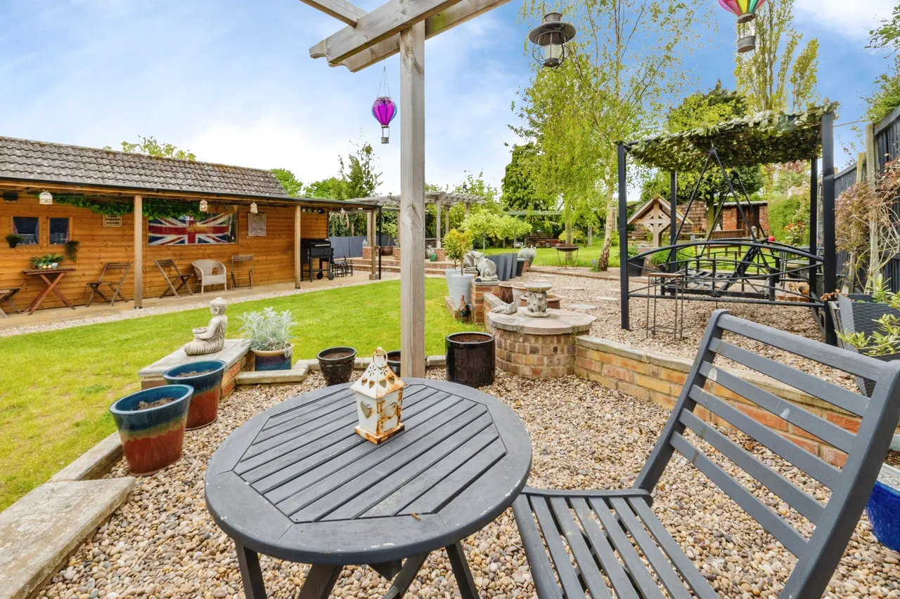 Lincoln Road, Branston, LN4, photo 18
