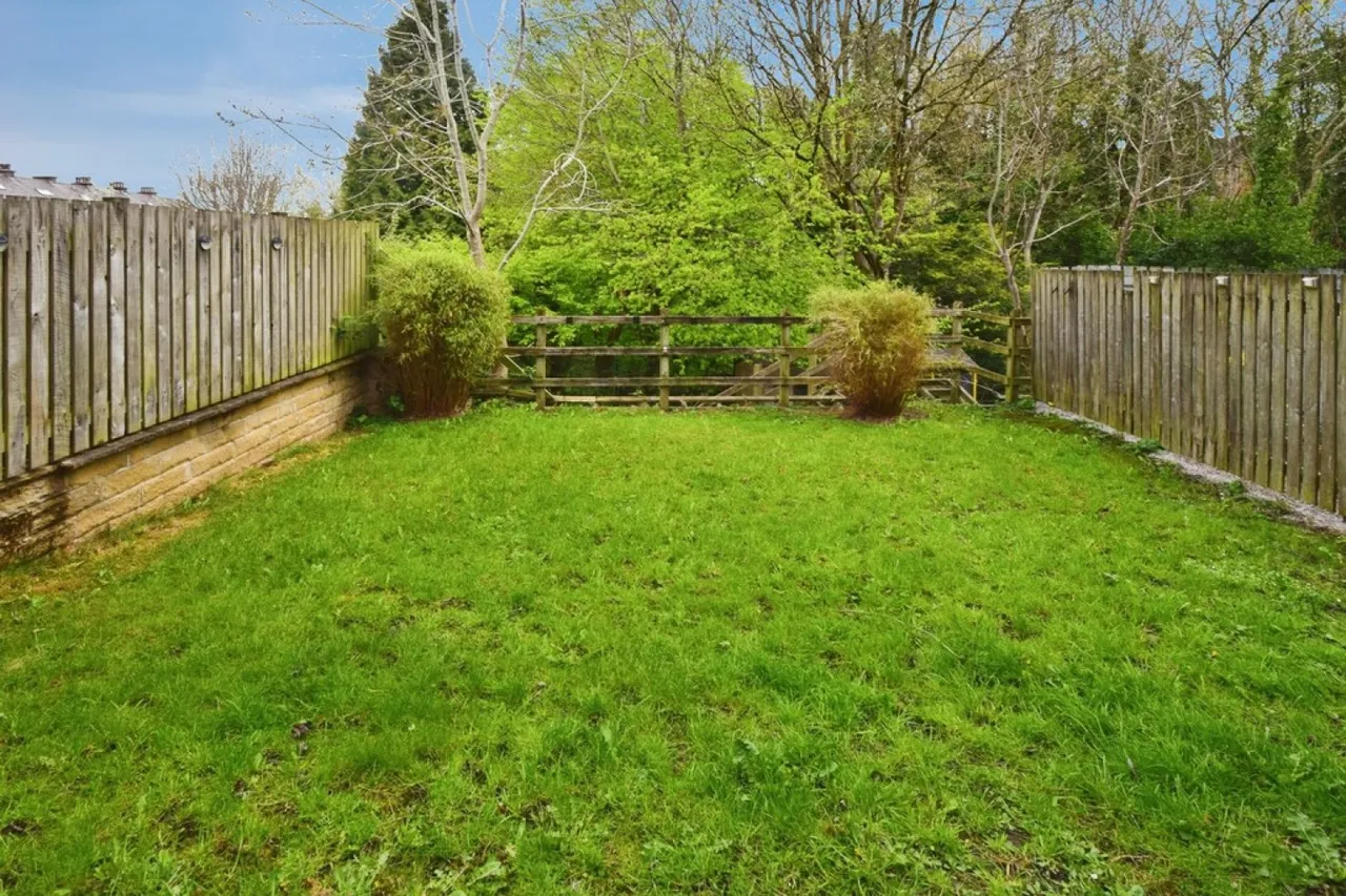 Cottingley, Bingley, West Yorkshire, photo 12