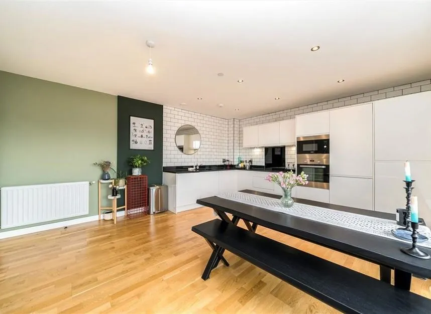 2 bed flat for sale — Greenwich High Road, Greenwich, SE10