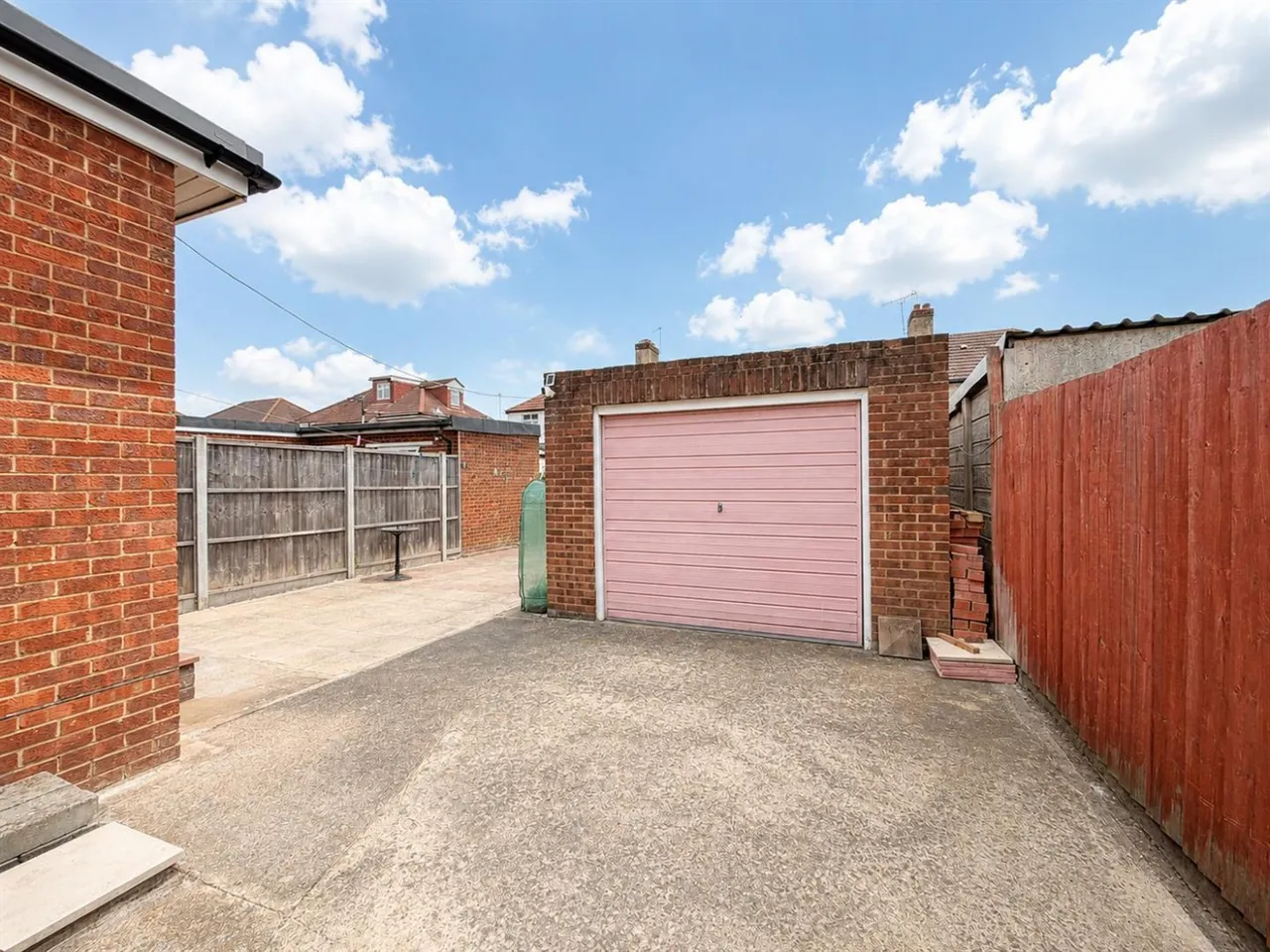 Semi-Detached For SaleJohnson Street, Southall, UB2, photo 10