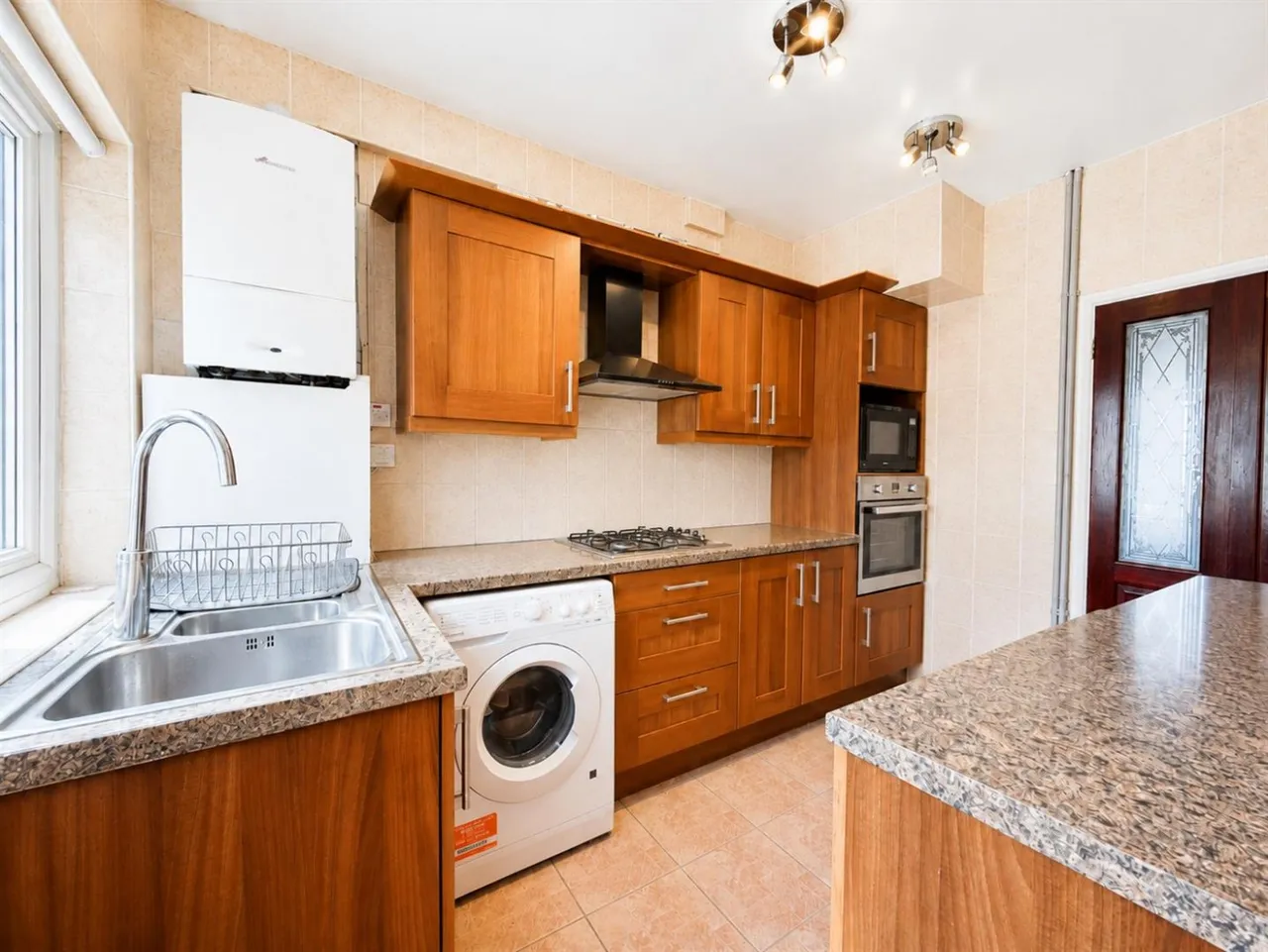 Semi-Detached For SaleJohnson Street, Southall, UB2, photo 12