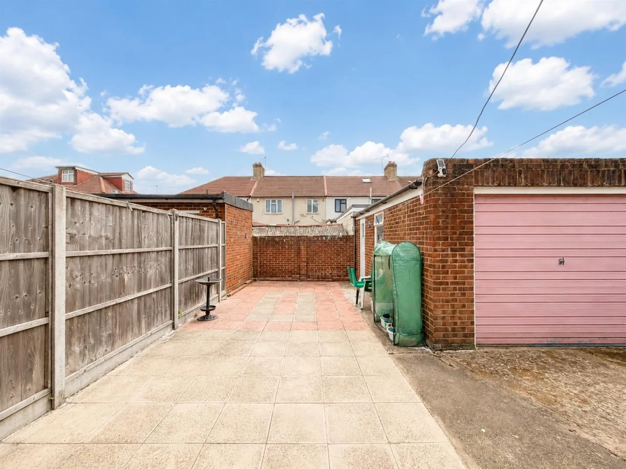 Semi-Detached For SaleJohnson Street, Southall, UB2, photo 6