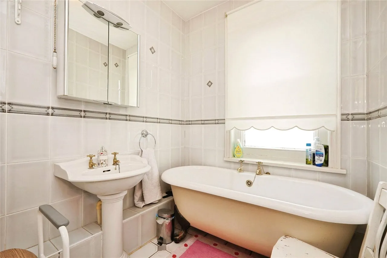 Salisbury Road, Dover, Kent, CT16, photo 25