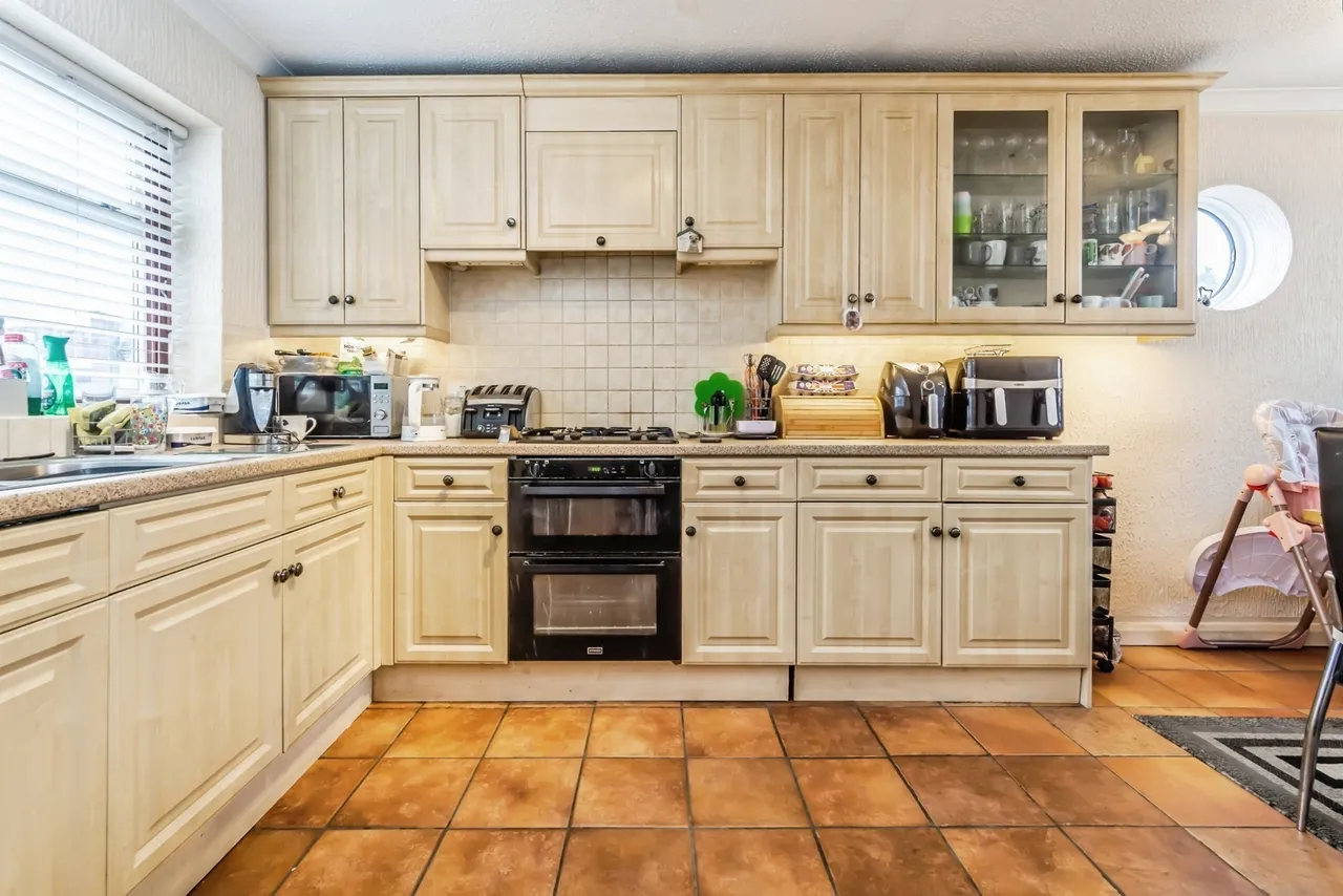 Foxon Lane, Caterham, Surrey, CR3, photo 4