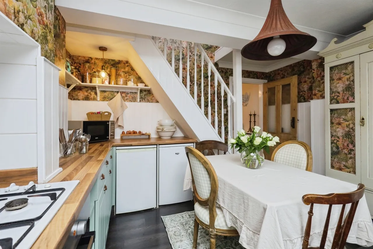 South Road, Hailsham, BN27, photo 6