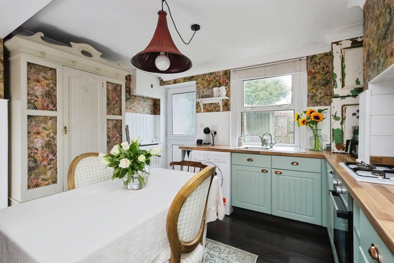South Road, Hailsham, BN27, photo 3