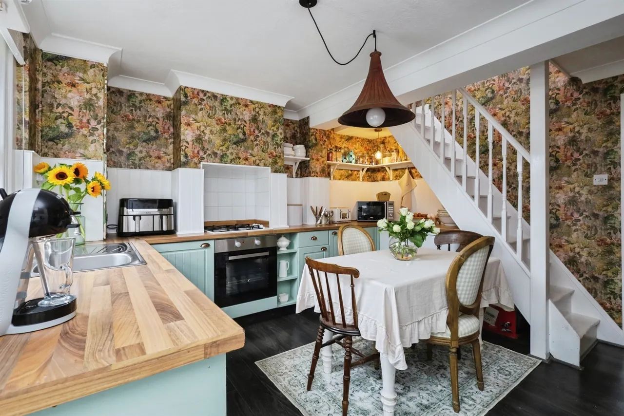 South Road, Hailsham, BN27, photo 5