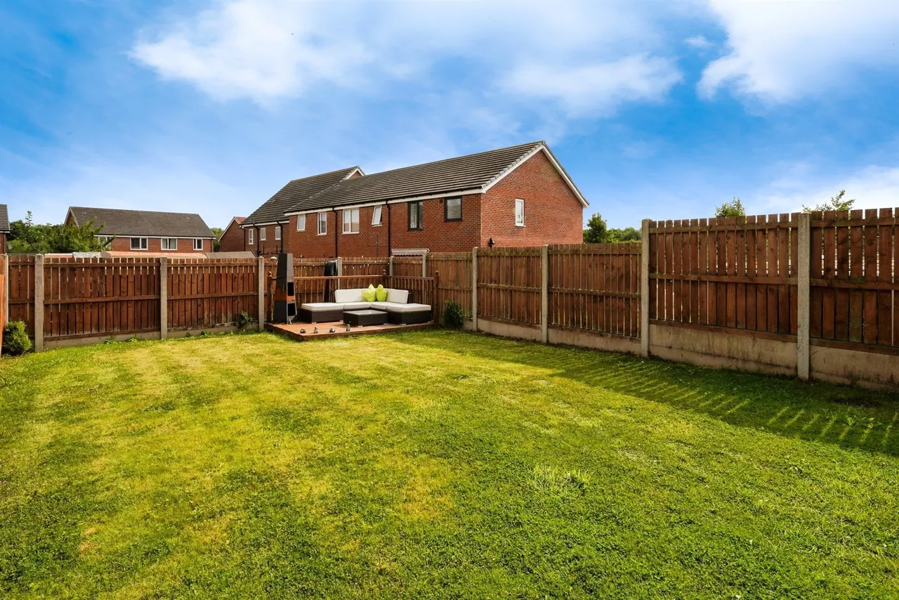 Bridge Meadow Road, Wirral, CH49, photo 3