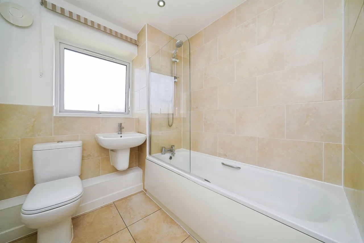 Bridge Meadow Road, Wirral, CH49, photo 10