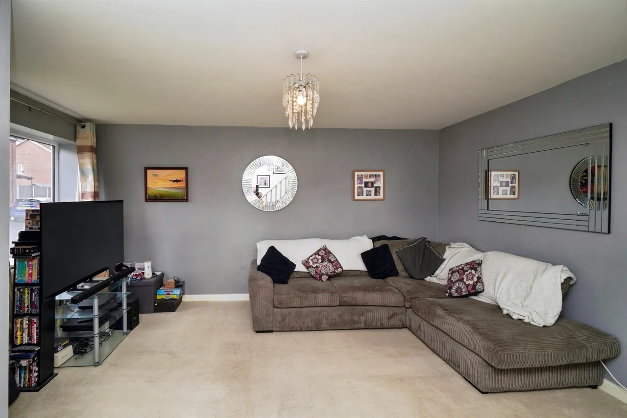 Bridge Meadow Road, Wirral, CH49, photo 2