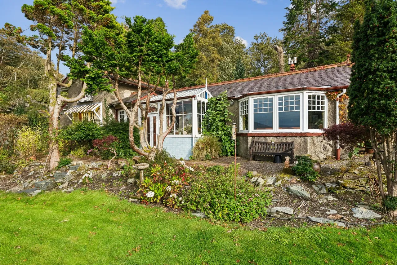 Shore Road, Cove, G84, photo 28