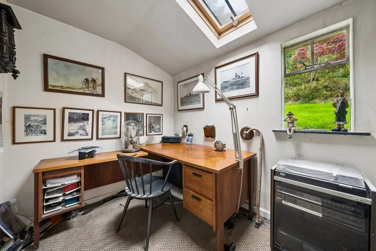 Shore Road, Cove, G84, photo 25