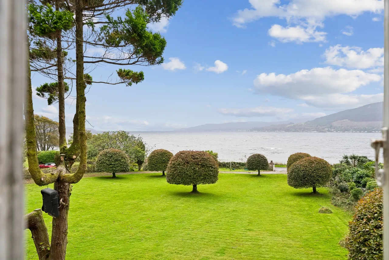 Shore Road, Cove, G84, photo 5