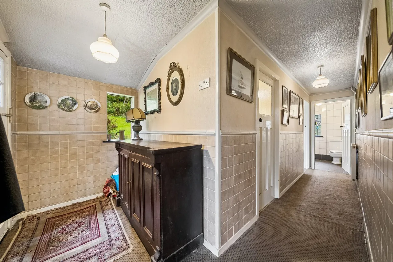 Shore Road, Cove, G84, photo 21