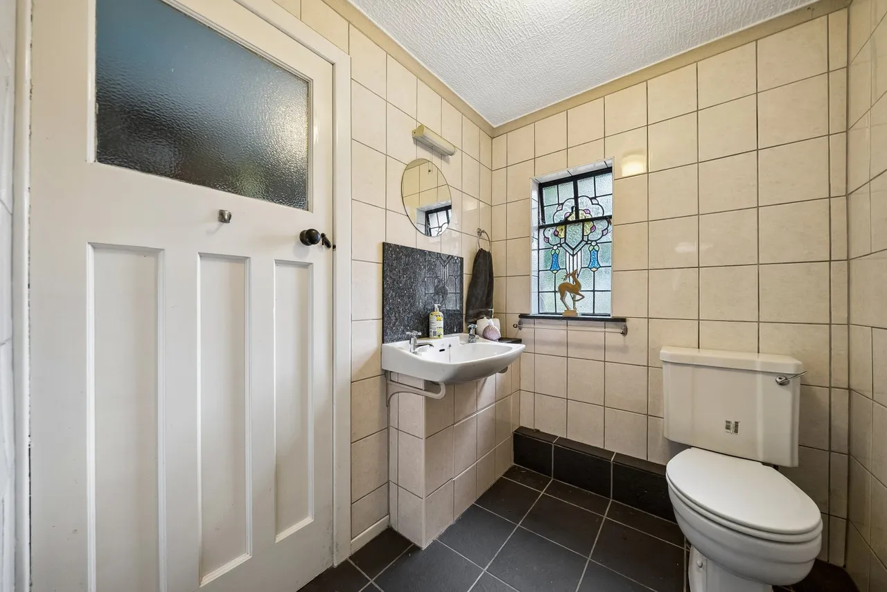 Shore Road, Cove, G84, photo 22