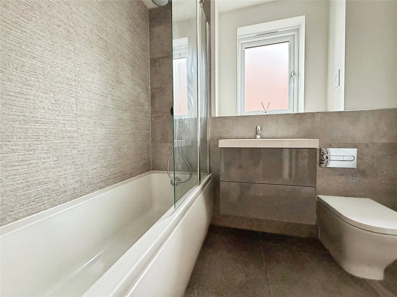 Hodges Close, Gittisham, EX14, photo 17