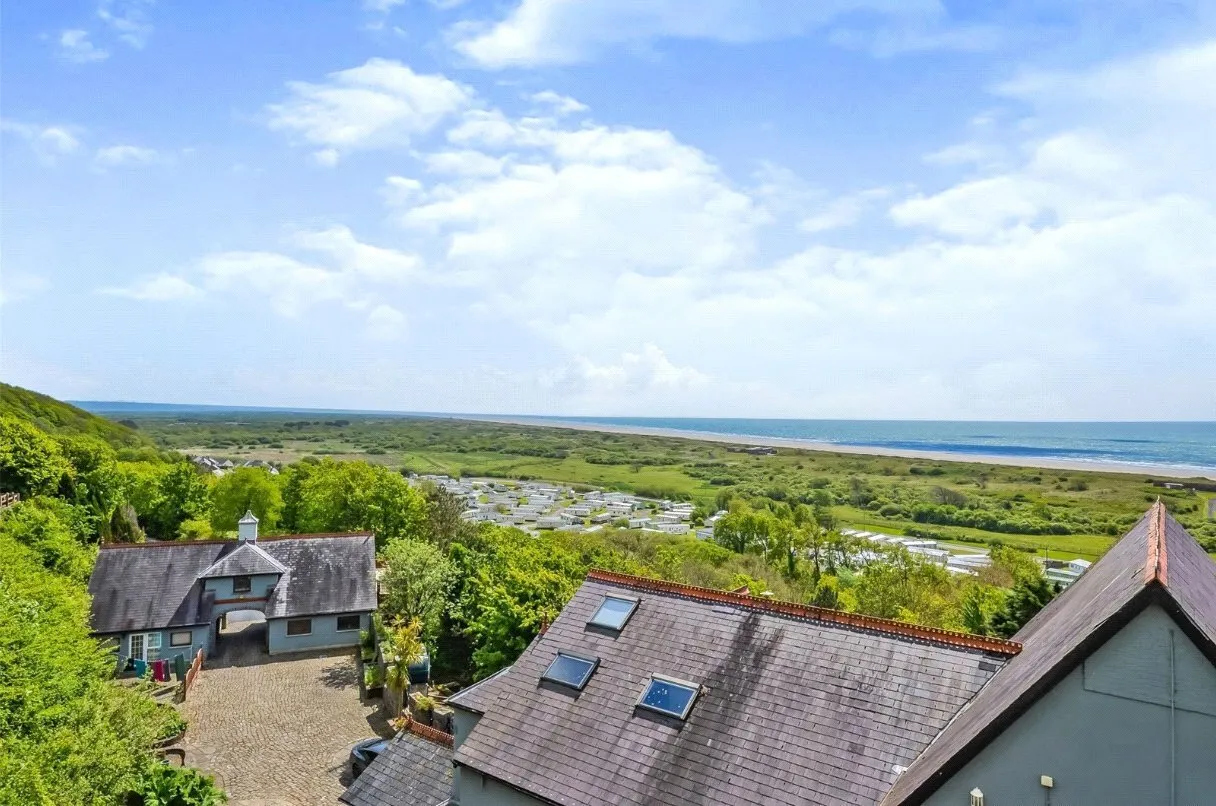 Coastal View, Pendine, SA33, photo 8