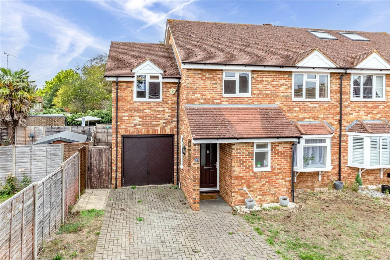 Aragon Walk, Byfleet, photo 22
