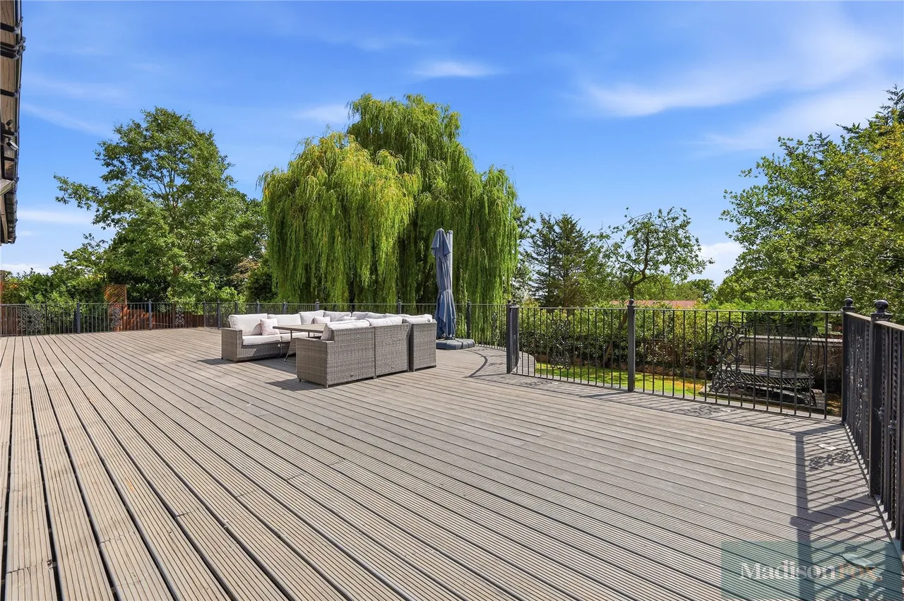 Stradbroke Drive, Chigwell, IG7, photo 50