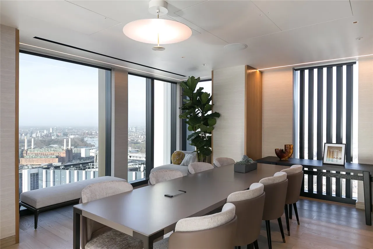 Nine Elms Lane, Nine Elms, SW8, photo 16