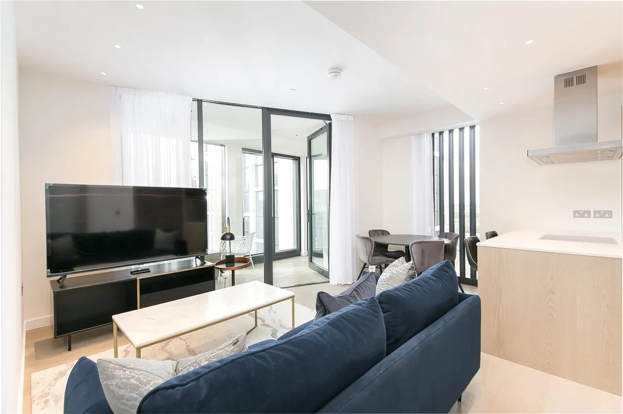Nine Elms Lane, Nine Elms, SW8, photo 12