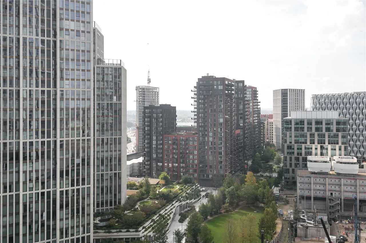 Nine Elms Lane, Nine Elms, SW8, photo 10
