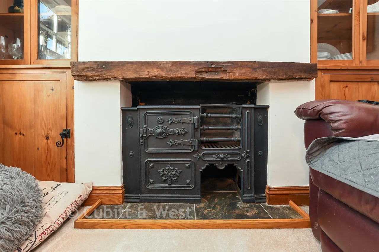 The Street, Capel, RH5, photo 3