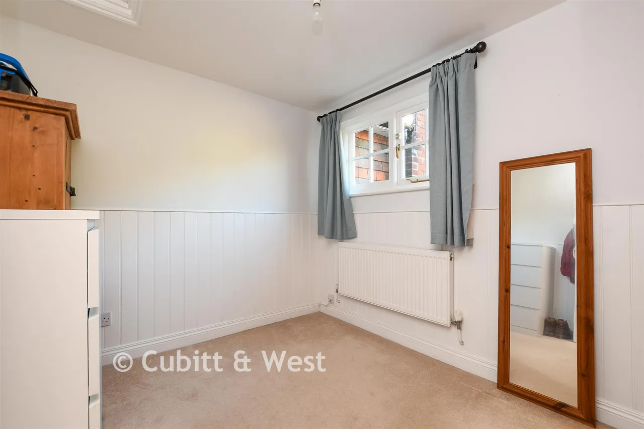 The Street, Capel, RH5, photo 15