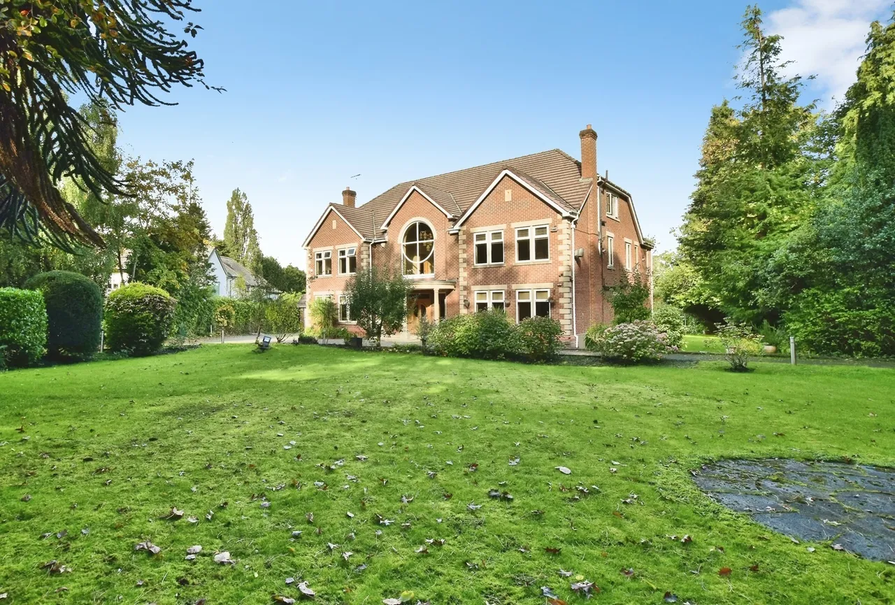 Hale Road, Hale Barns, WA15, photo 24