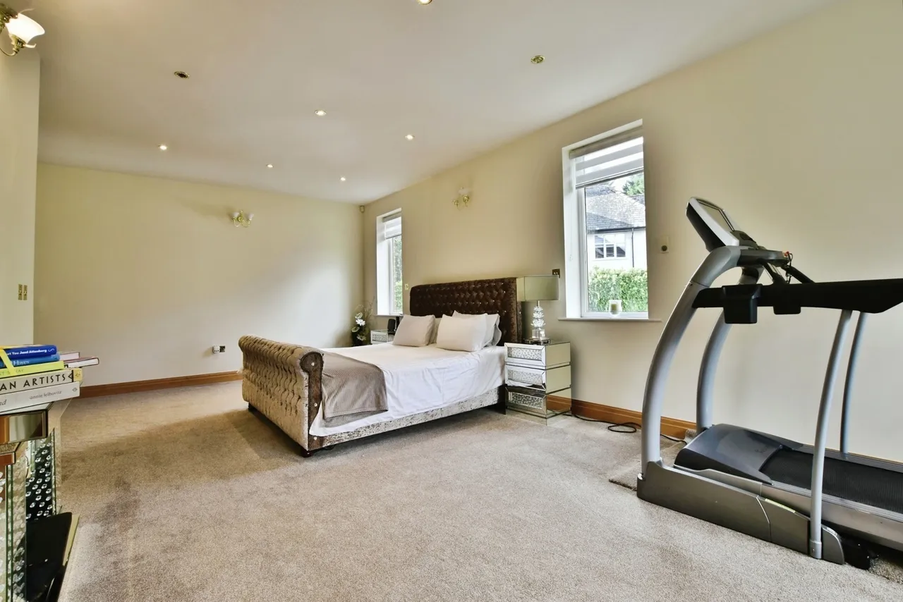 Hale Road, Hale Barns, WA15, photo 15
