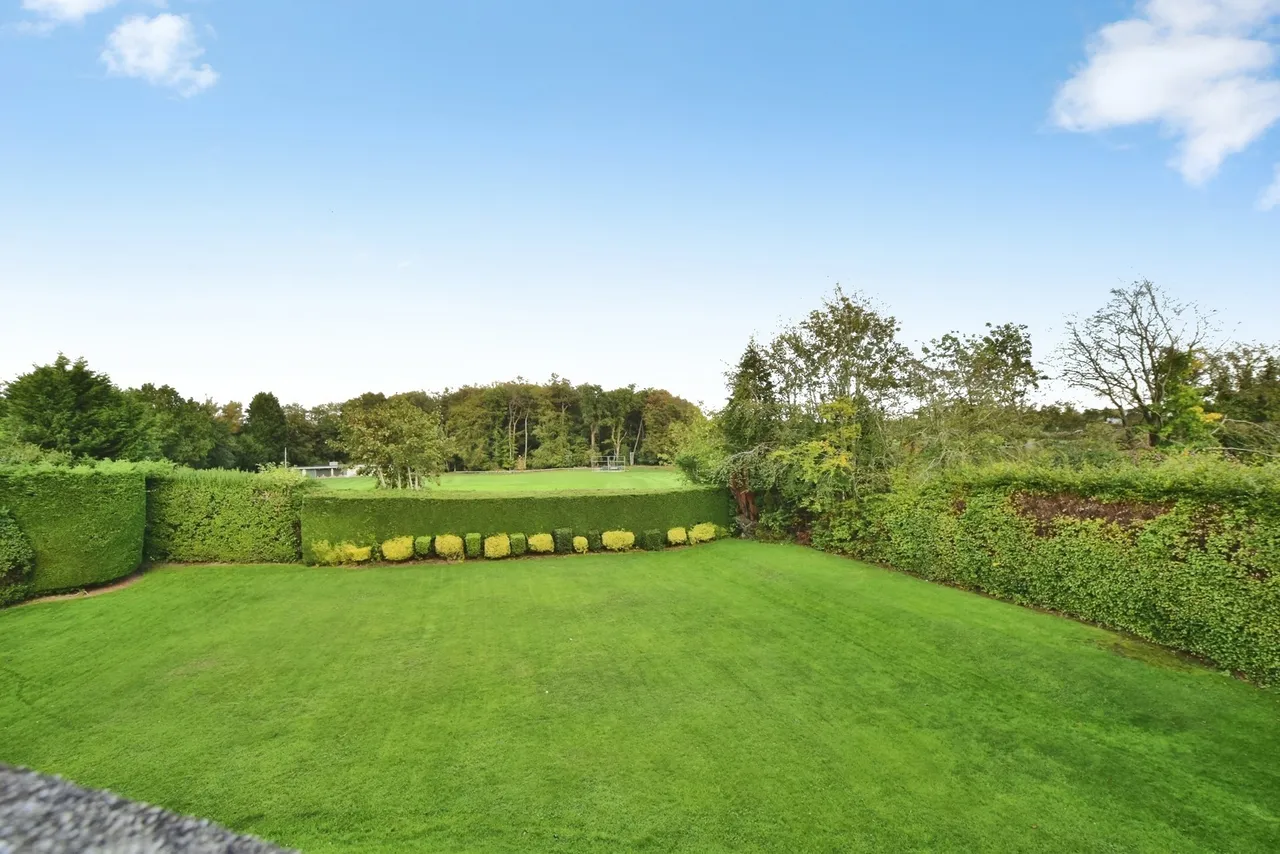 Hale Road, Hale Barns, WA15, photo 49