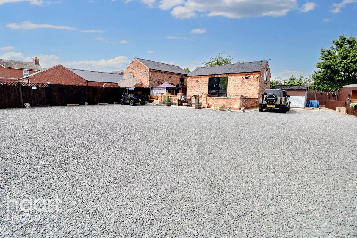 Station Road, Torksey, LN1, photo 42