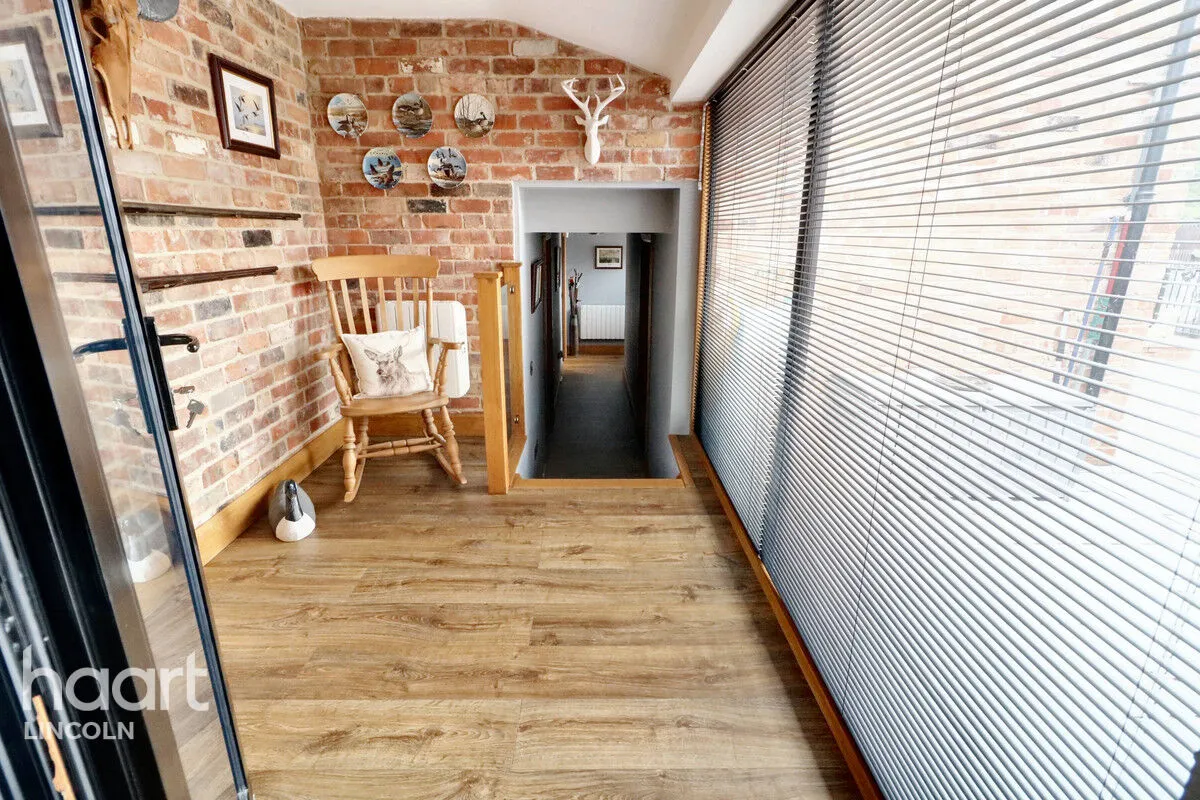 Station Road, Torksey, LN1, photo 15