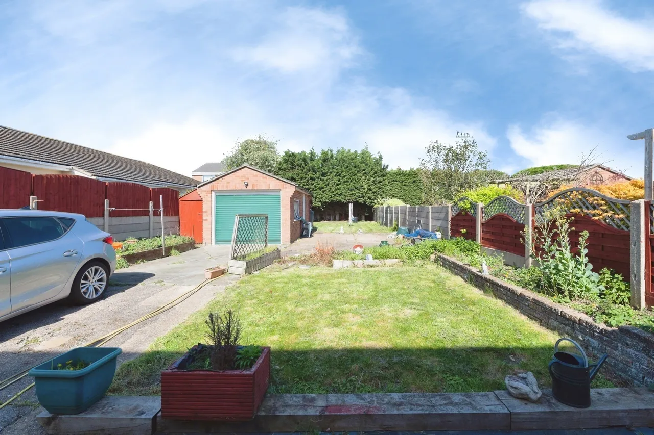 Southend Road, Stanford-le-Hope, Essex, SS17, photo 25