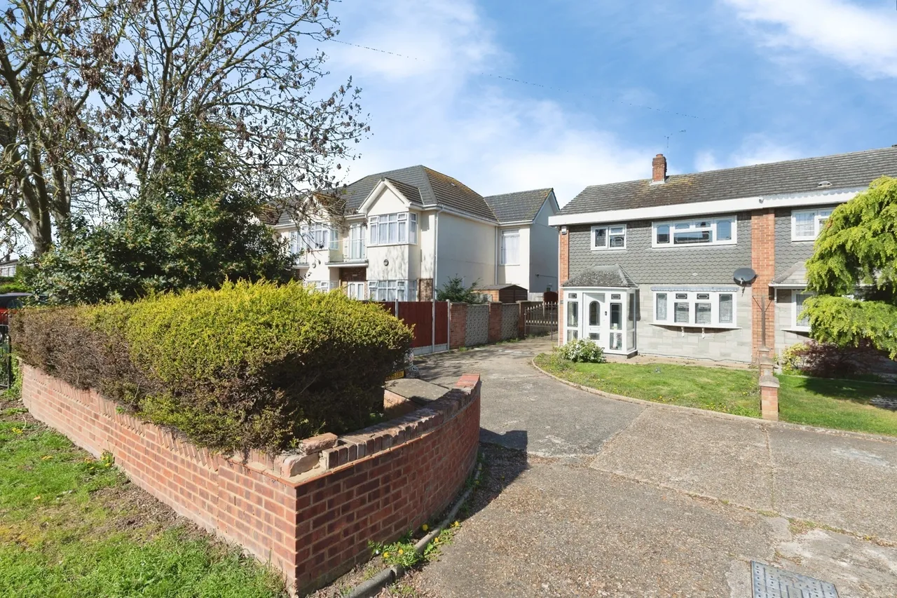 Southend Road, Stanford-le-Hope, Essex, SS17, photo 26