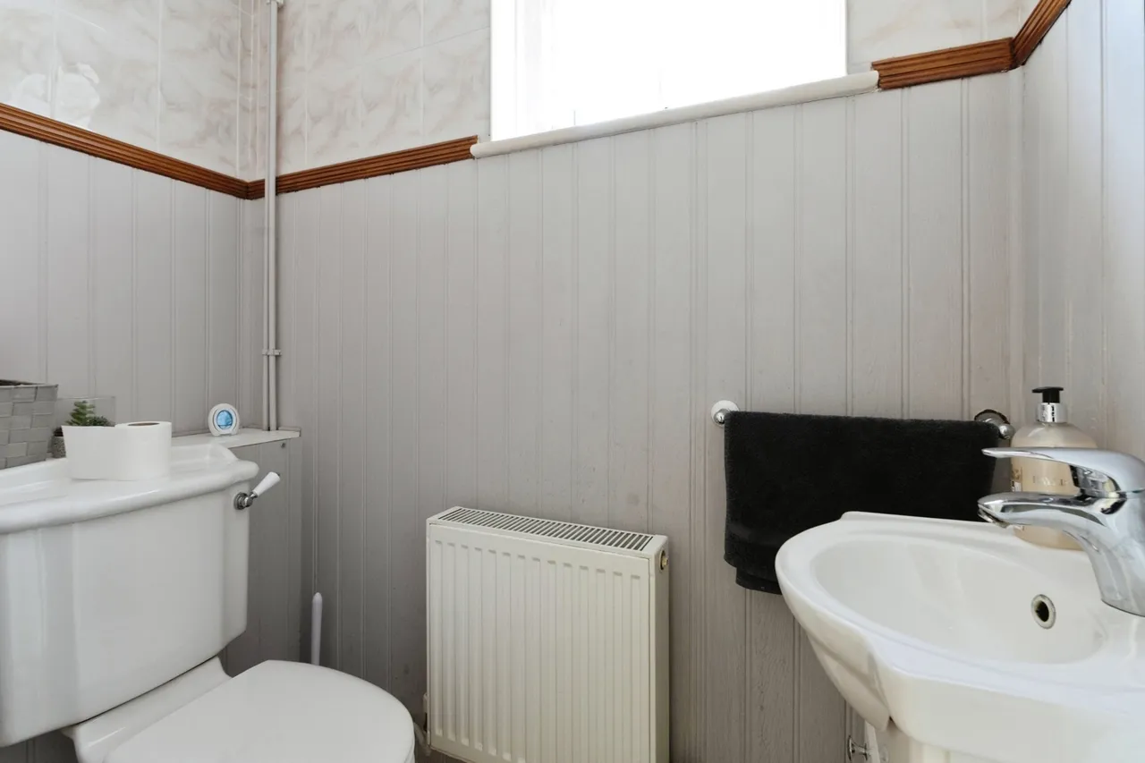 Southend Road, Stanford-le-Hope, Essex, SS17, photo 8
