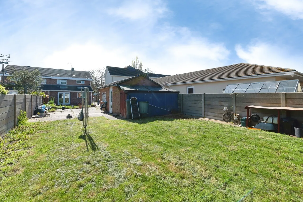 Southend Road, Stanford-le-Hope, Essex, SS17, photo 24