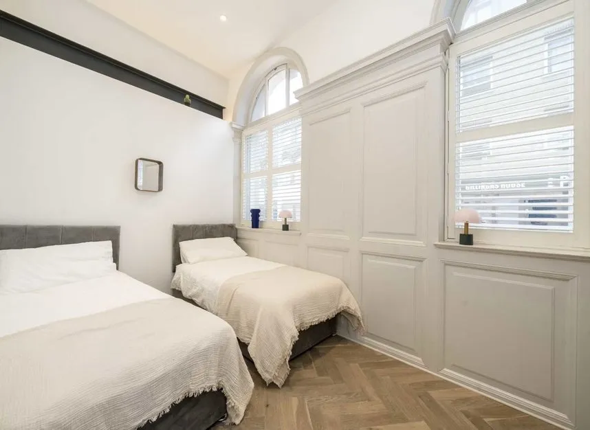 Uxbridge Road, West Ealing, W13, photo 6