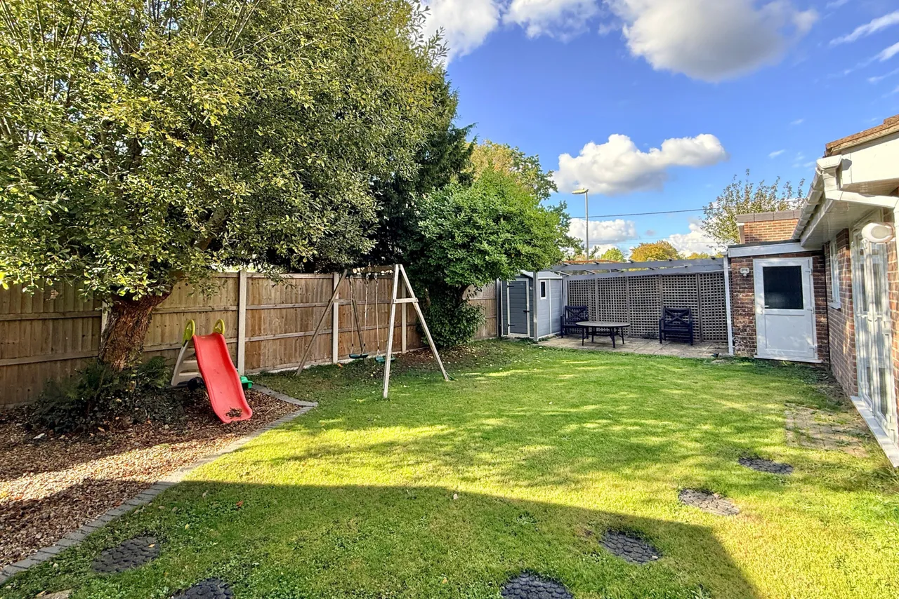 Ringwood, BH24, photo 18