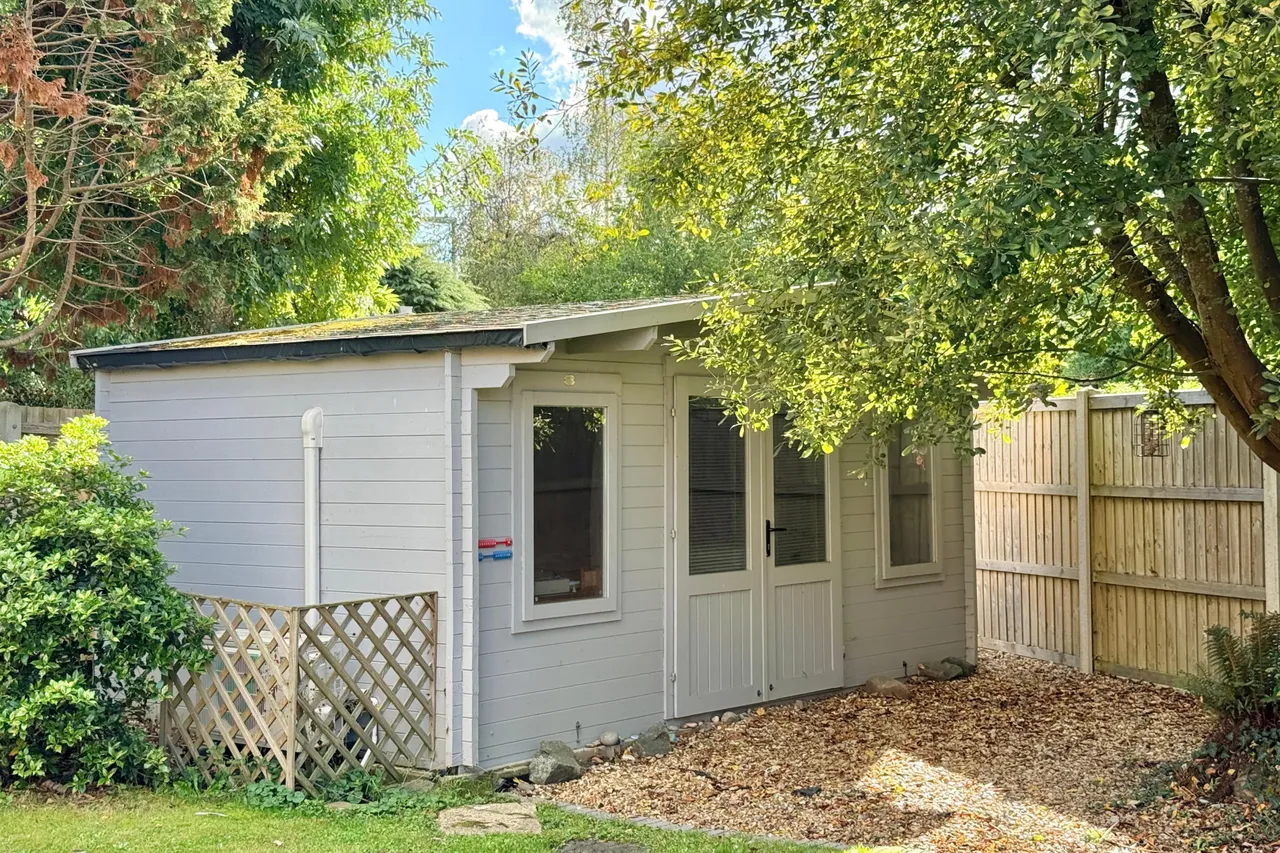 Ringwood, BH24, photo 22