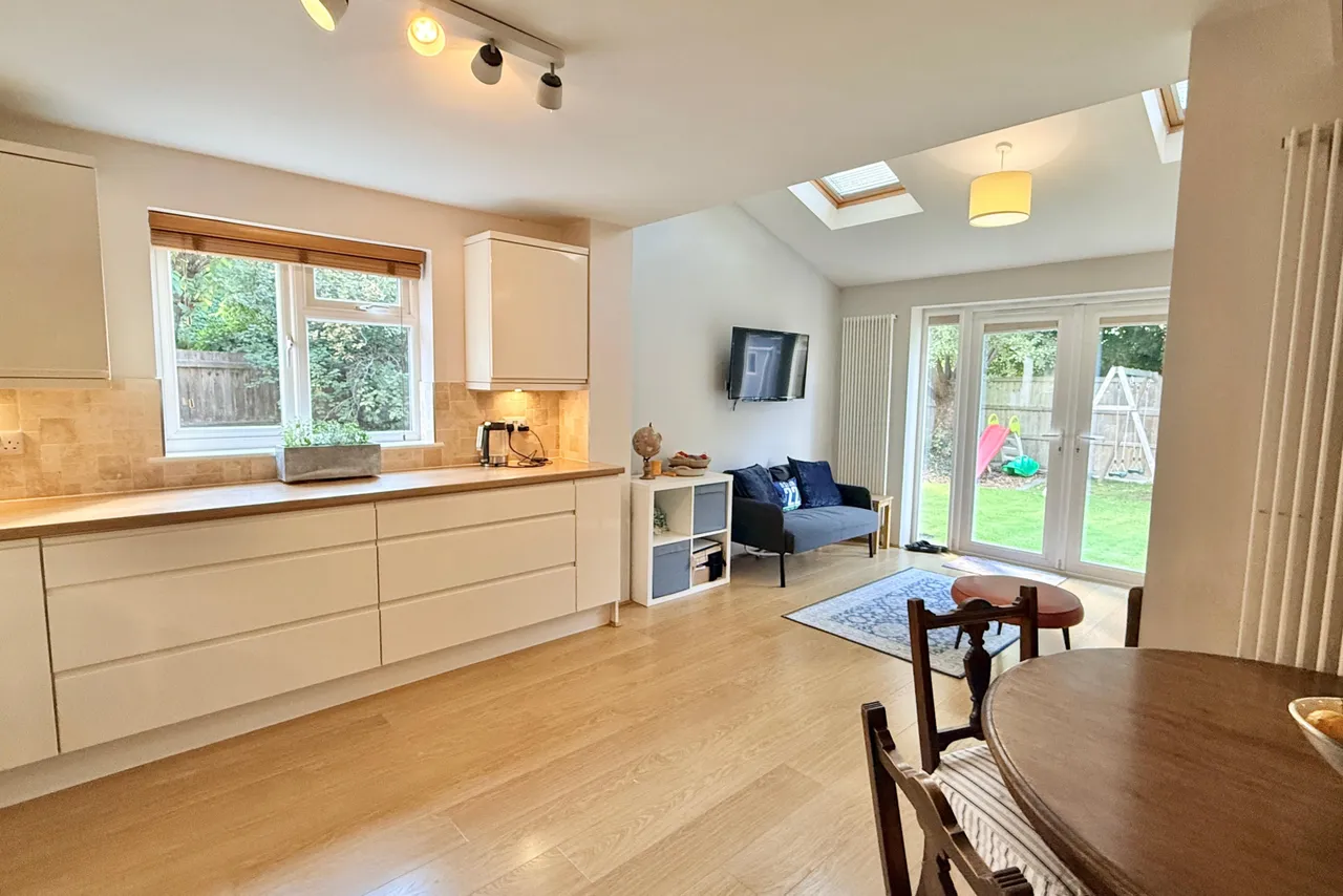 Ringwood, BH24, photo 7