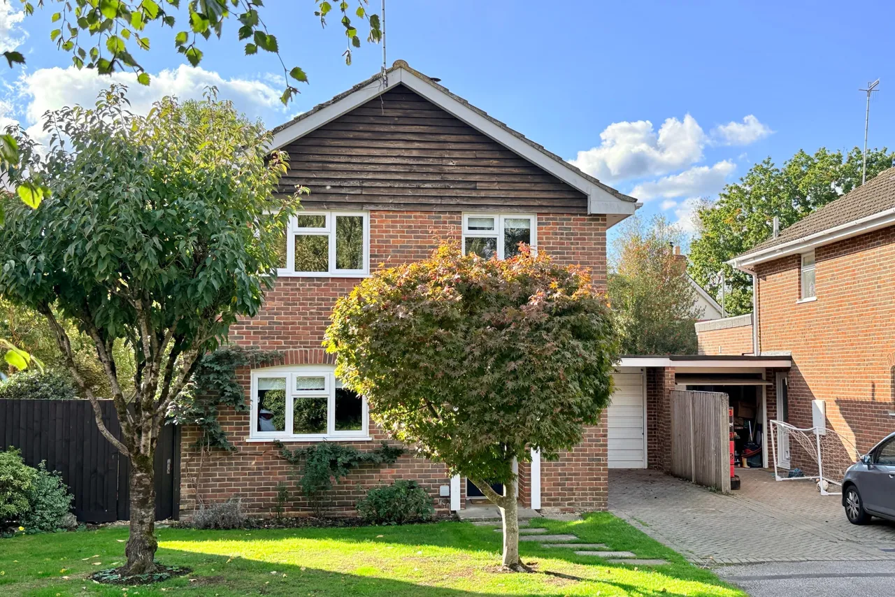 Ringwood, BH24, photo 23
