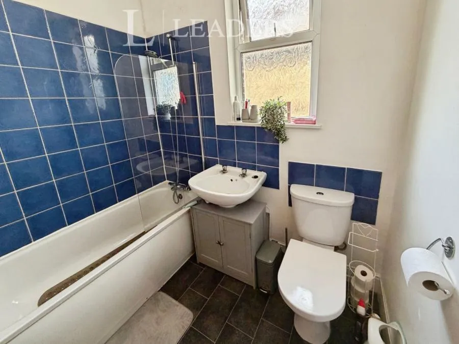 Folkestone Road, Portsmouth, PO3, photo 5