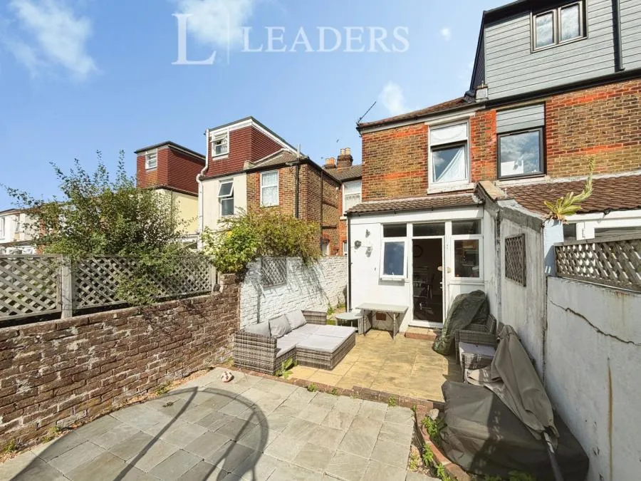 Folkestone Road, Portsmouth, PO3, photo 9