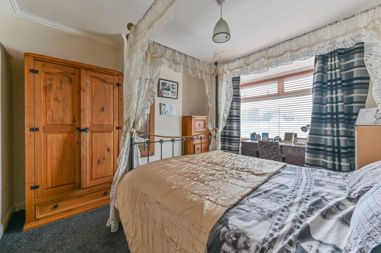 124 Ardrossan Gardens, Worcester Park, photo 9