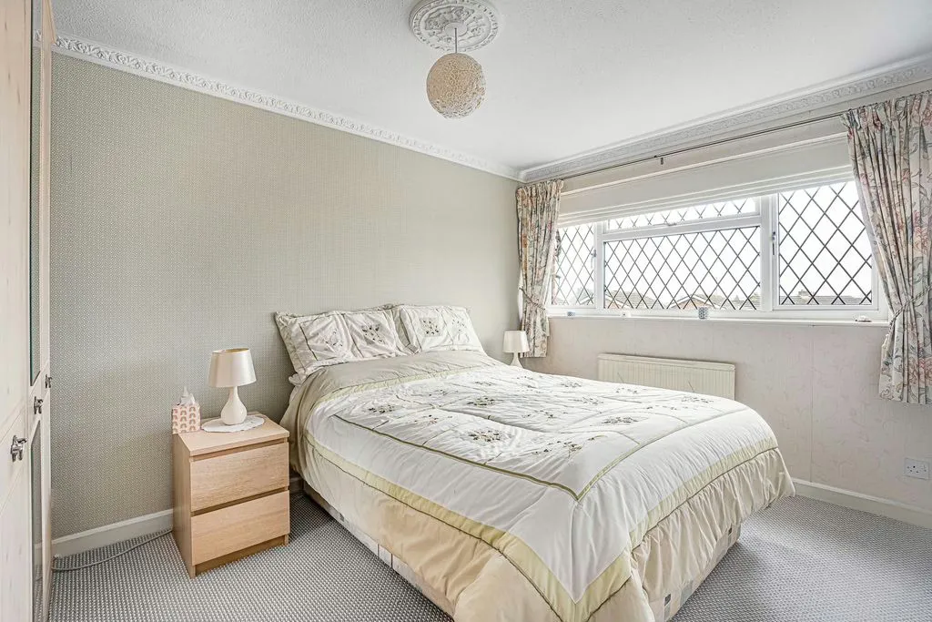 Aberdeen Close, Bletchley, Milton Keynes, Buckinghamshire, MK3 7SR, photo 7