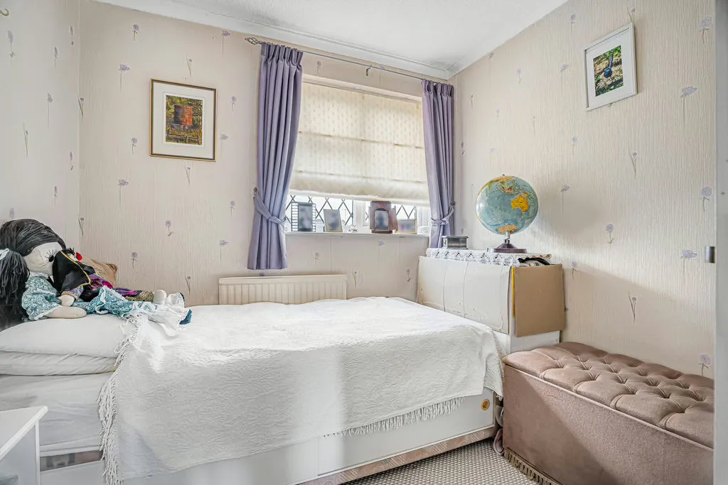 Aberdeen Close, Bletchley, Milton Keynes, Buckinghamshire, MK3 7SR, photo 8
