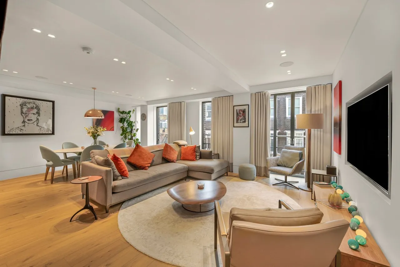 2 bed flat for sale, John Adam Street, London, WC2N
