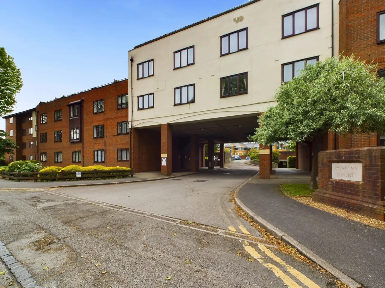 Sidney Road, Staines, photo 7