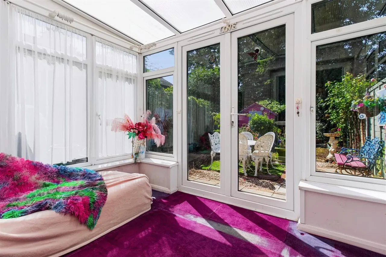 Canterbury Road, Worthing, photo 11